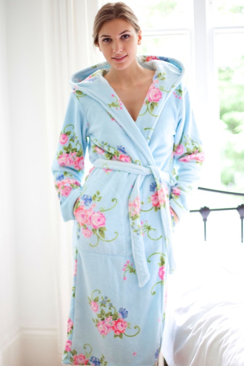 Grand Vintage Flora Grace Hooded Robe